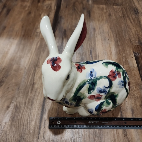 Vintage Hand Painted Rabbit - Picture 8 of 10